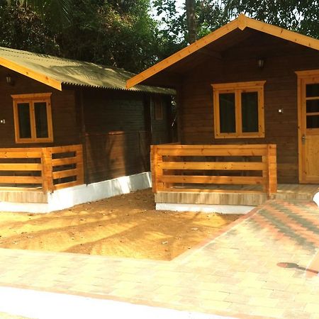 Kudle Ocean Front Resort Гокарна Екстер'єр фото