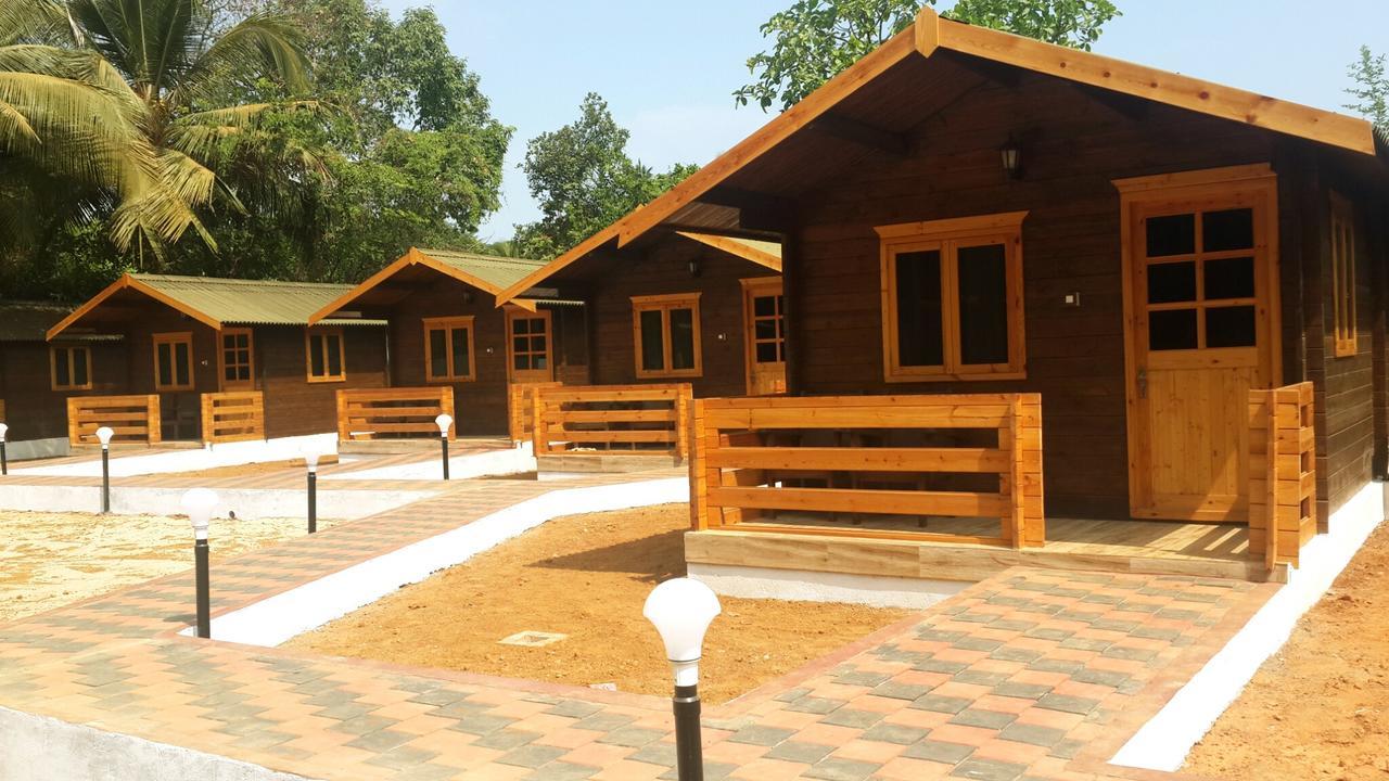 Kudle Ocean Front Resort Гокарна Екстер'єр фото